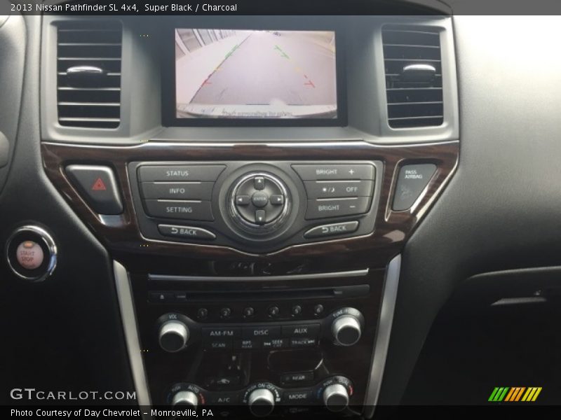 Super Black / Charcoal 2013 Nissan Pathfinder SL 4x4
