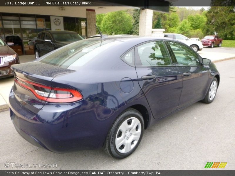 True Blue Pearl Coat / Black 2013 Dodge Dart SE