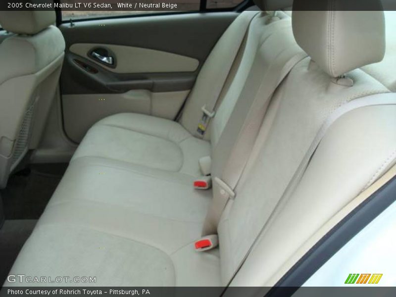 White / Neutral Beige 2005 Chevrolet Malibu LT V6 Sedan