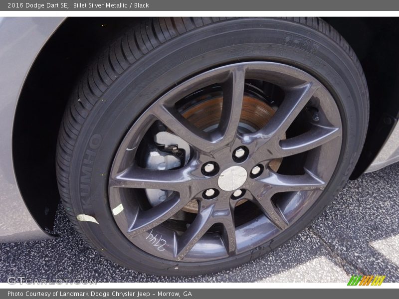 Billet Silver Metallic / Black 2016 Dodge Dart SE