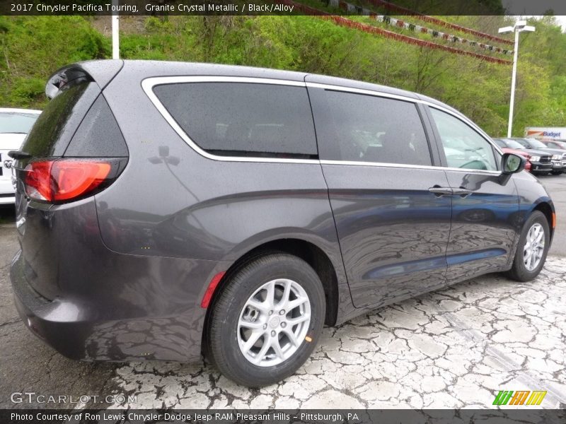 Granite Crystal Metallic / Black/Alloy 2017 Chrysler Pacifica Touring