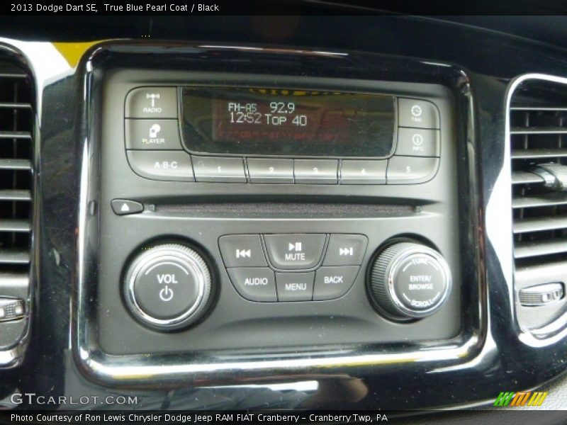True Blue Pearl Coat / Black 2013 Dodge Dart SE