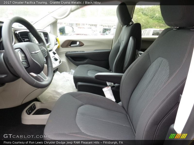 Granite Crystal Metallic / Black/Alloy 2017 Chrysler Pacifica Touring