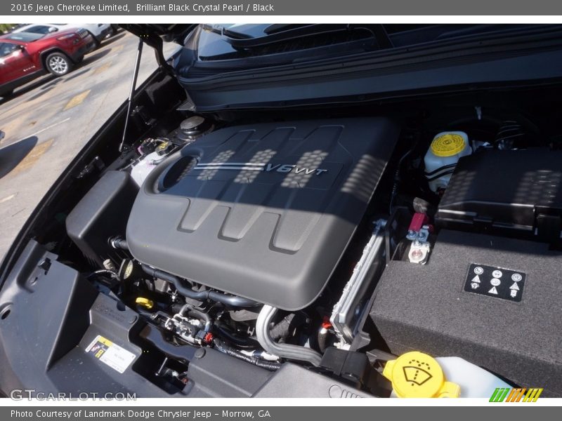 Brilliant Black Crystal Pearl / Black 2016 Jeep Cherokee Limited