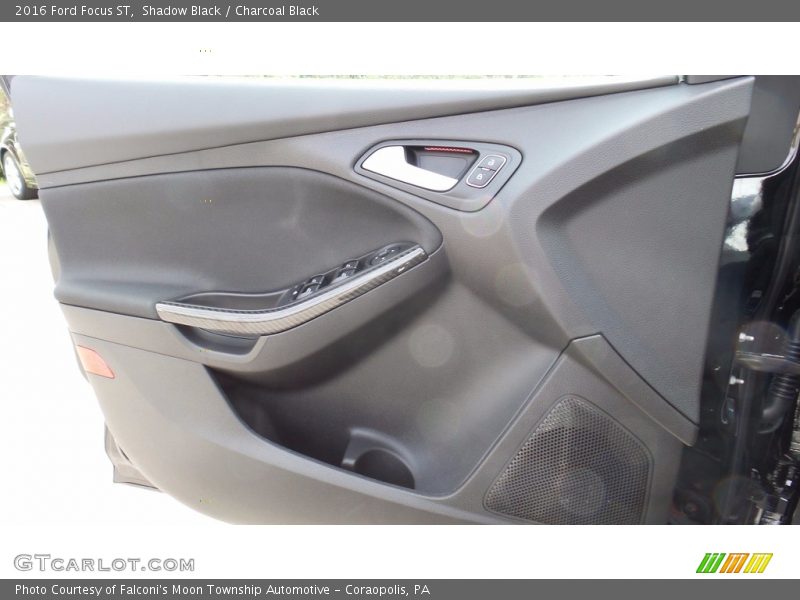 Shadow Black / Charcoal Black 2016 Ford Focus ST