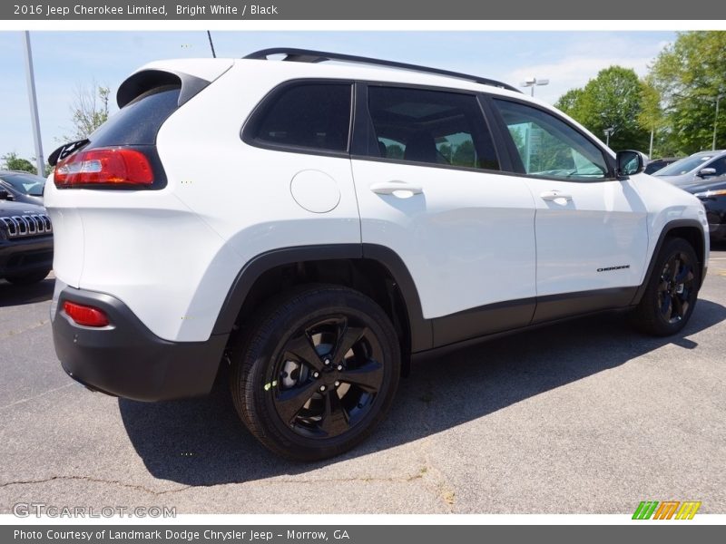 Bright White / Black 2016 Jeep Cherokee Limited