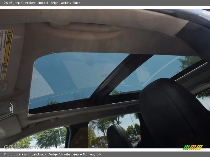 Bright White / Black 2016 Jeep Cherokee Limited