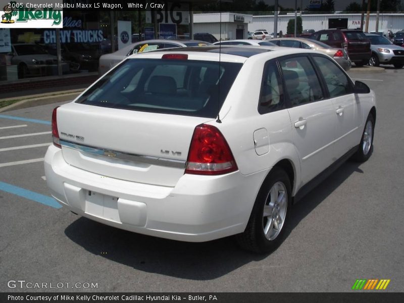 White / Gray 2005 Chevrolet Malibu Maxx LS Wagon