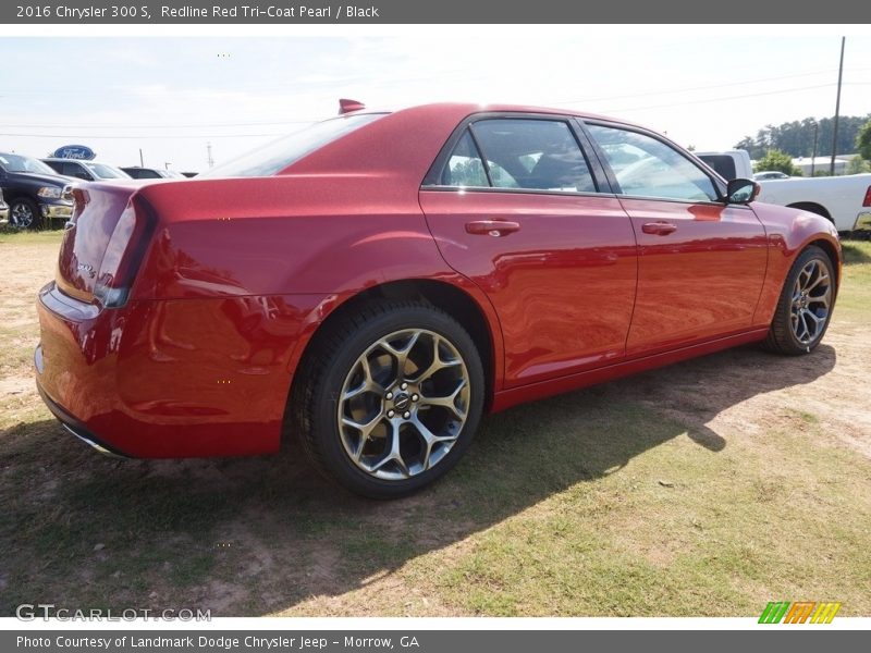 Redline Red Tri-Coat Pearl / Black 2016 Chrysler 300 S