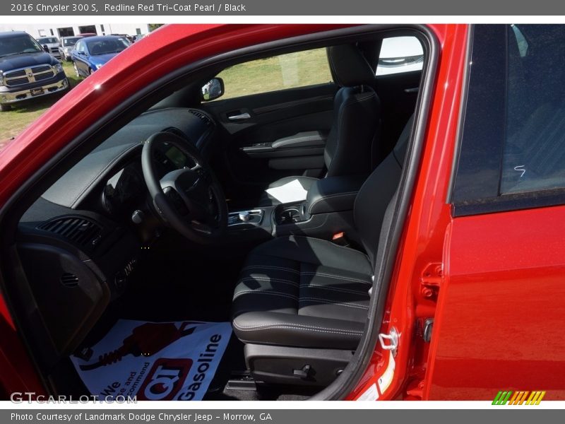 Redline Red Tri-Coat Pearl / Black 2016 Chrysler 300 S