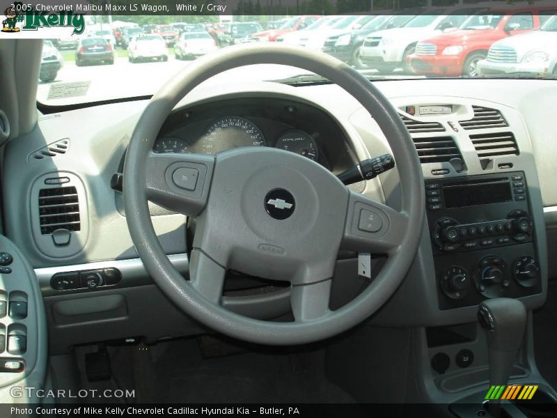 White / Gray 2005 Chevrolet Malibu Maxx LS Wagon