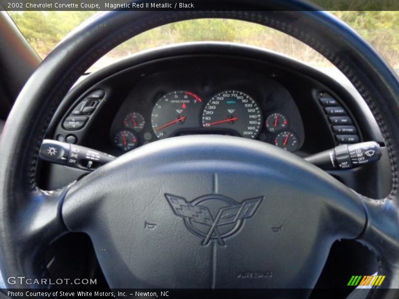 Magnetic Red II Metallic / Black 2002 Chevrolet Corvette Coupe