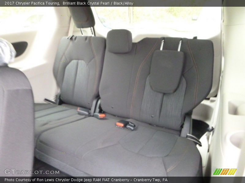 Brilliant Black Crystal Pearl / Black/Alloy 2017 Chrysler Pacifica Touring
