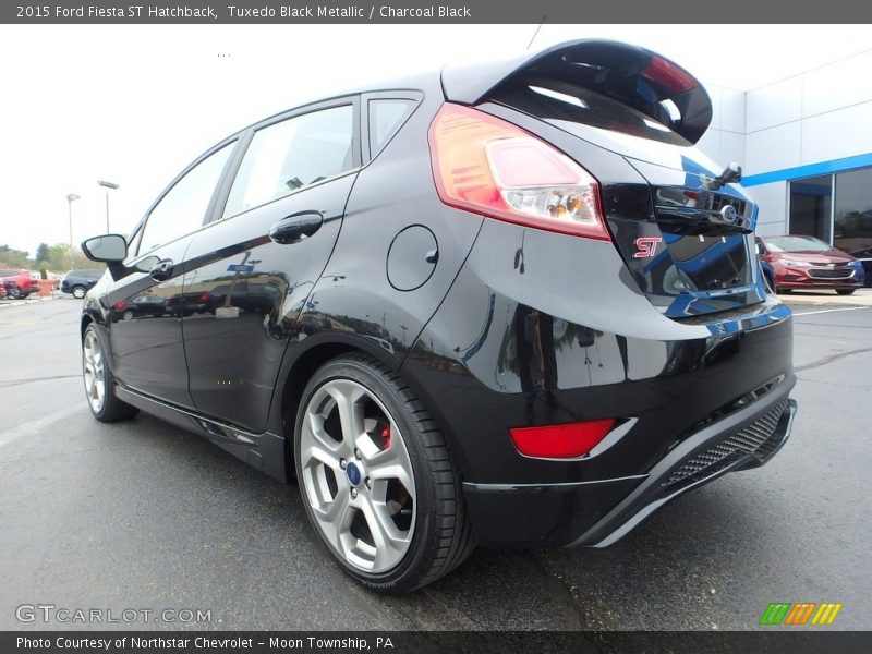 Tuxedo Black Metallic / Charcoal Black 2015 Ford Fiesta ST Hatchback