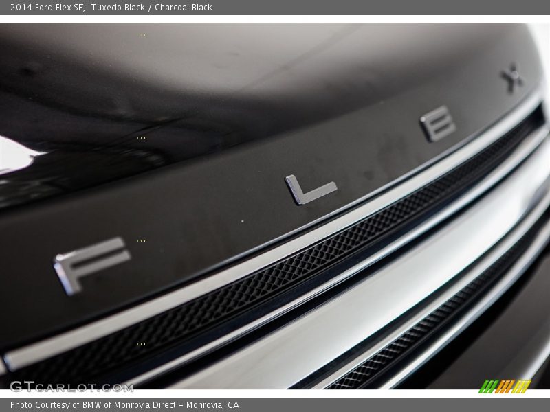 Tuxedo Black / Charcoal Black 2014 Ford Flex SE