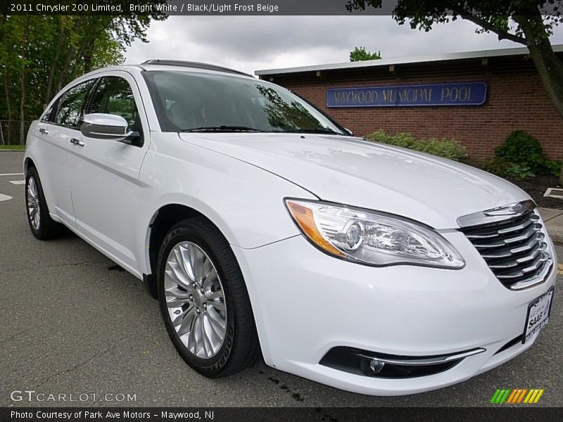 Bright White / Black/Light Frost Beige 2011 Chrysler 200 Limited