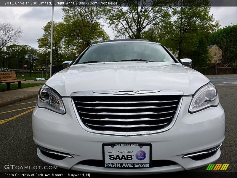Bright White / Black/Light Frost Beige 2011 Chrysler 200 Limited