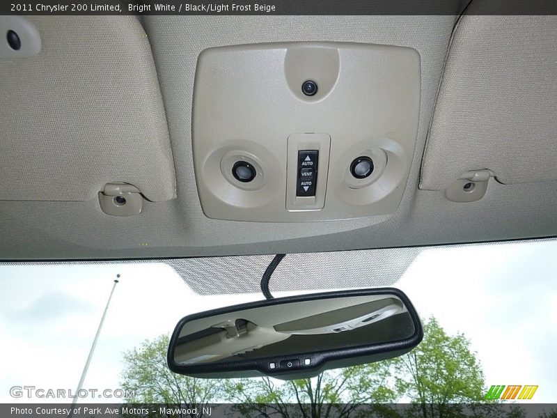 Bright White / Black/Light Frost Beige 2011 Chrysler 200 Limited