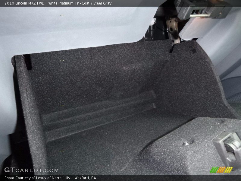 White Platinum Tri-Coat / Steel Gray 2010 Lincoln MKZ FWD