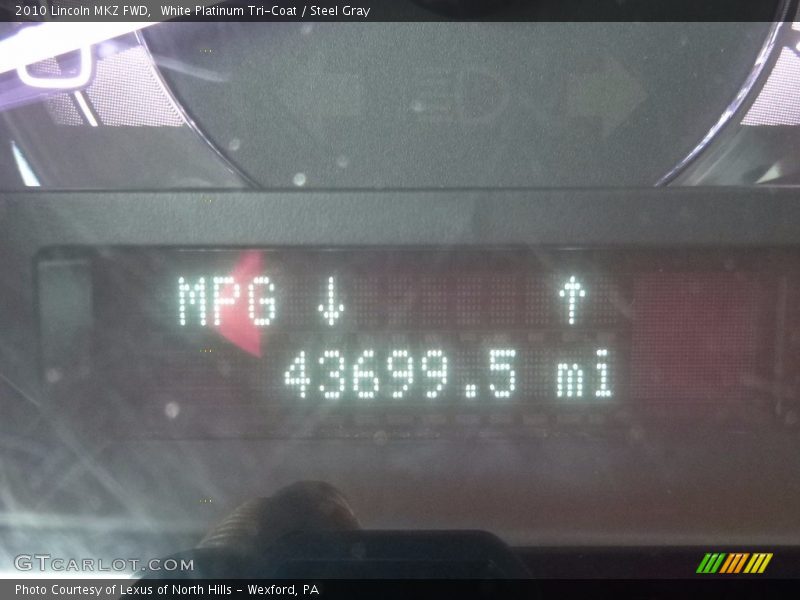 White Platinum Tri-Coat / Steel Gray 2010 Lincoln MKZ FWD