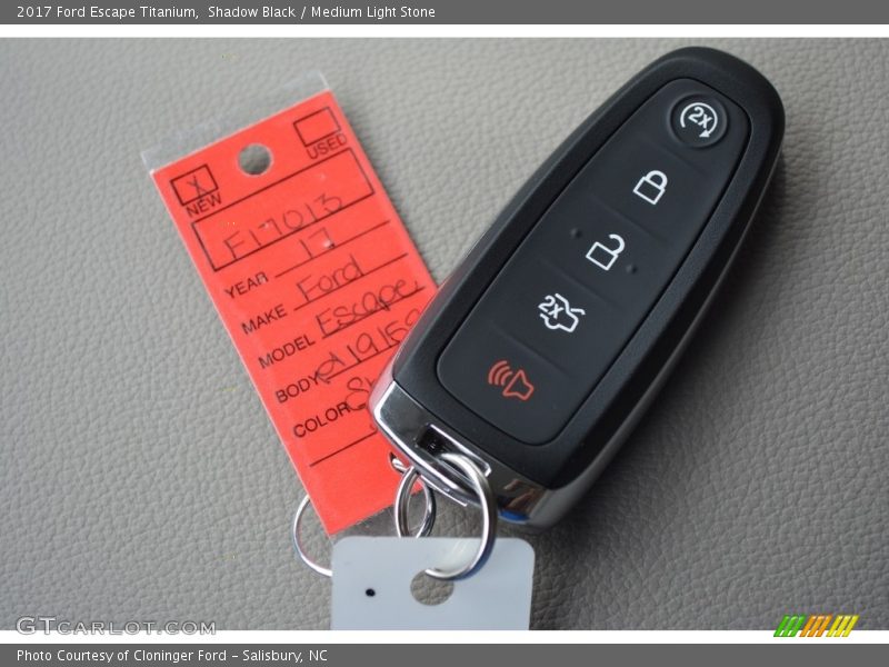 Shadow Black / Medium Light Stone 2017 Ford Escape Titanium