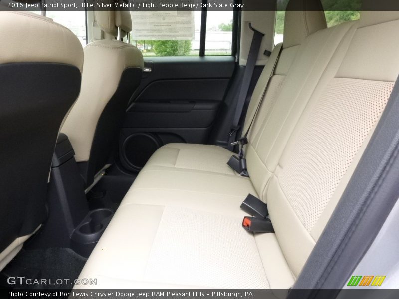 Billet Silver Metallic / Light Pebble Beige/Dark Slate Gray 2016 Jeep Patriot Sport