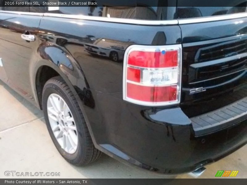 Shadow Black / Charcoal Black 2016 Ford Flex SEL
