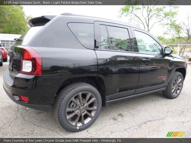 Black / Light Pebble Beige/Dark Slate Gray 2016 Jeep Compass Sport