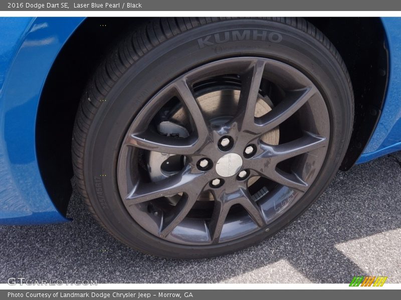 Laser Blue Pearl / Black 2016 Dodge Dart SE