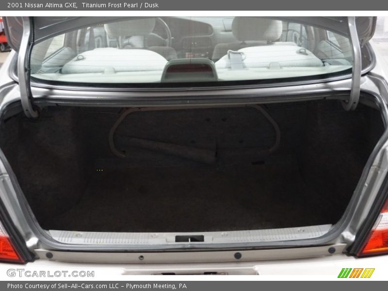 Titanium Frost Pearl / Dusk 2001 Nissan Altima GXE