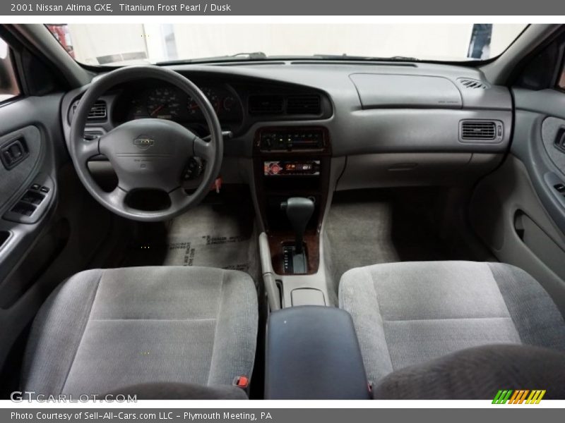 Titanium Frost Pearl / Dusk 2001 Nissan Altima GXE