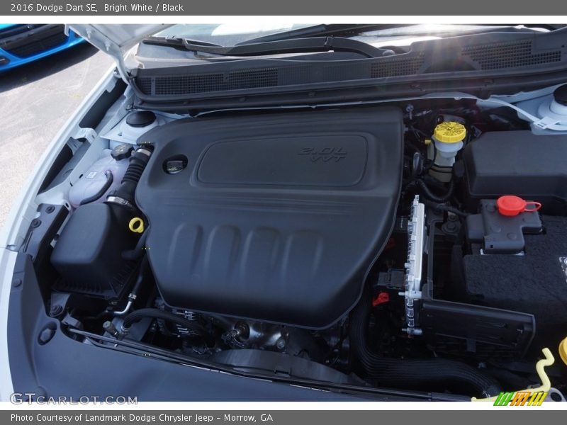 Bright White / Black 2016 Dodge Dart SE