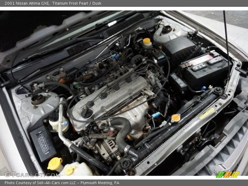 Titanium Frost Pearl / Dusk 2001 Nissan Altima GXE