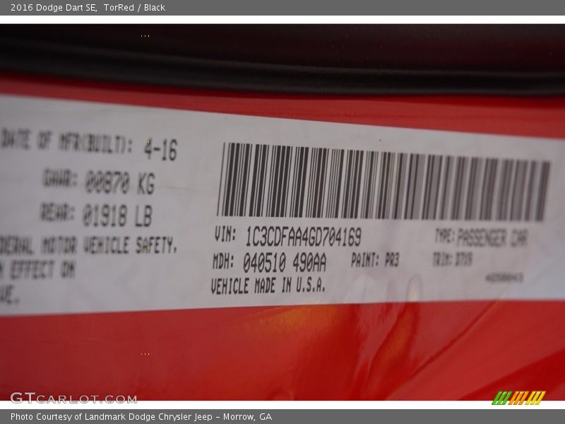 TorRed / Black 2016 Dodge Dart SE