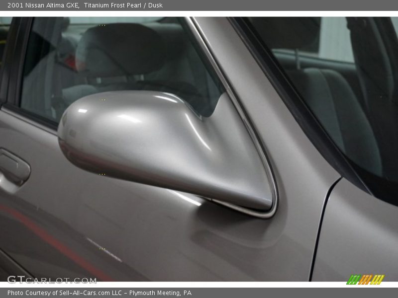 Titanium Frost Pearl / Dusk 2001 Nissan Altima GXE