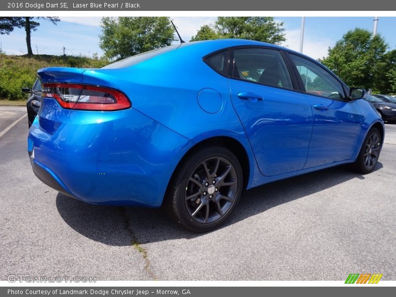 Laser Blue Pearl / Black 2016 Dodge Dart SE
