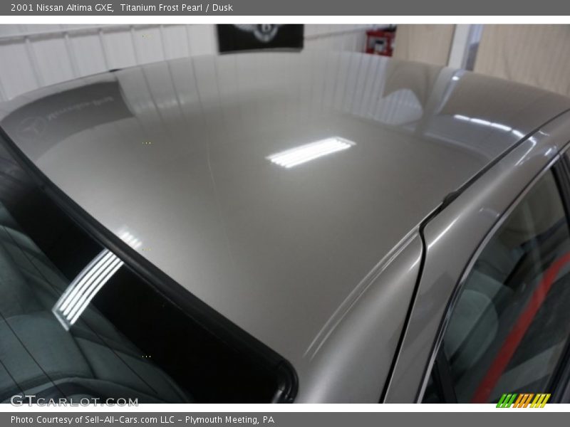 Titanium Frost Pearl / Dusk 2001 Nissan Altima GXE