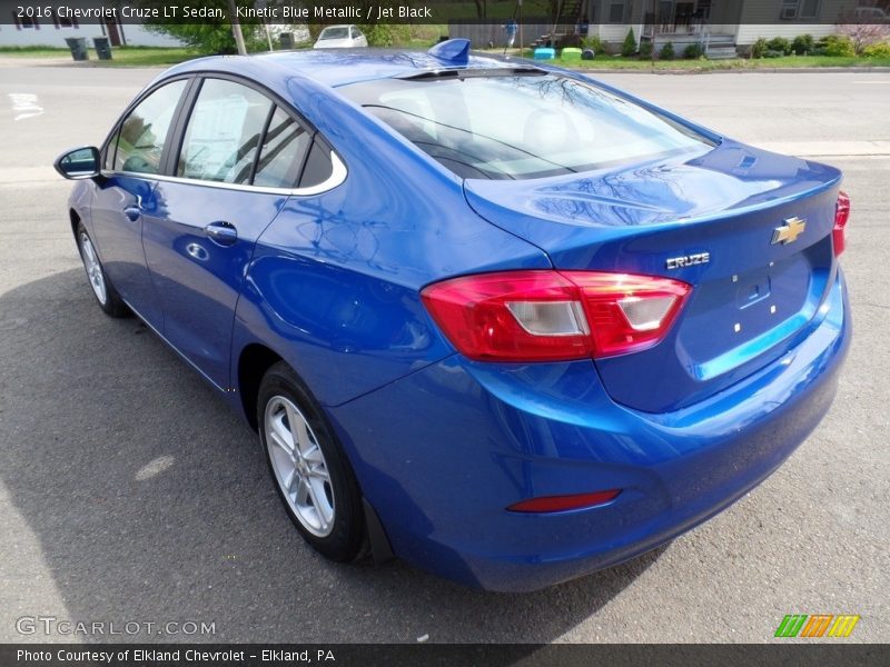 Kinetic Blue Metallic / Jet Black 2016 Chevrolet Cruze LT Sedan