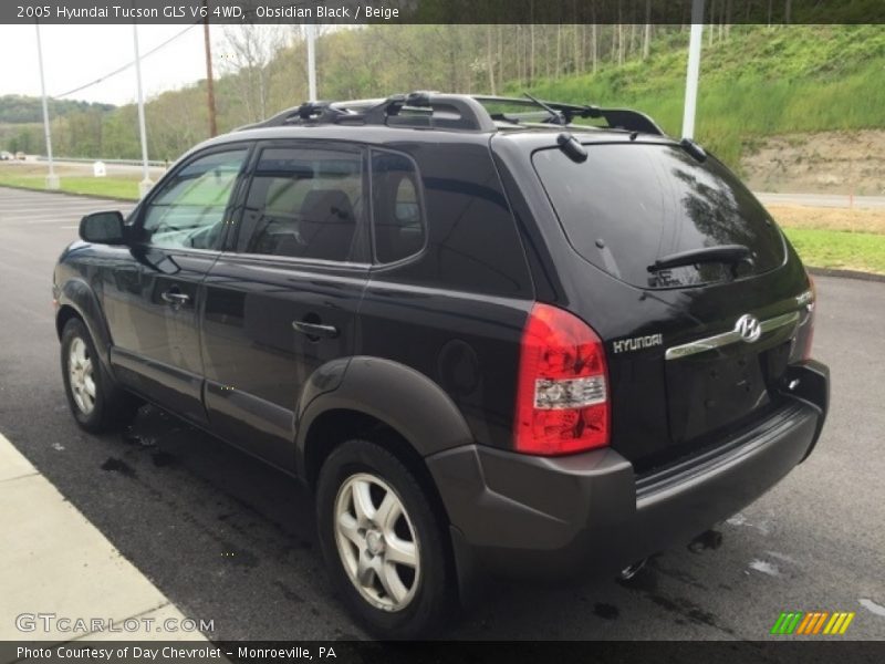 Obsidian Black / Beige 2005 Hyundai Tucson GLS V6 4WD