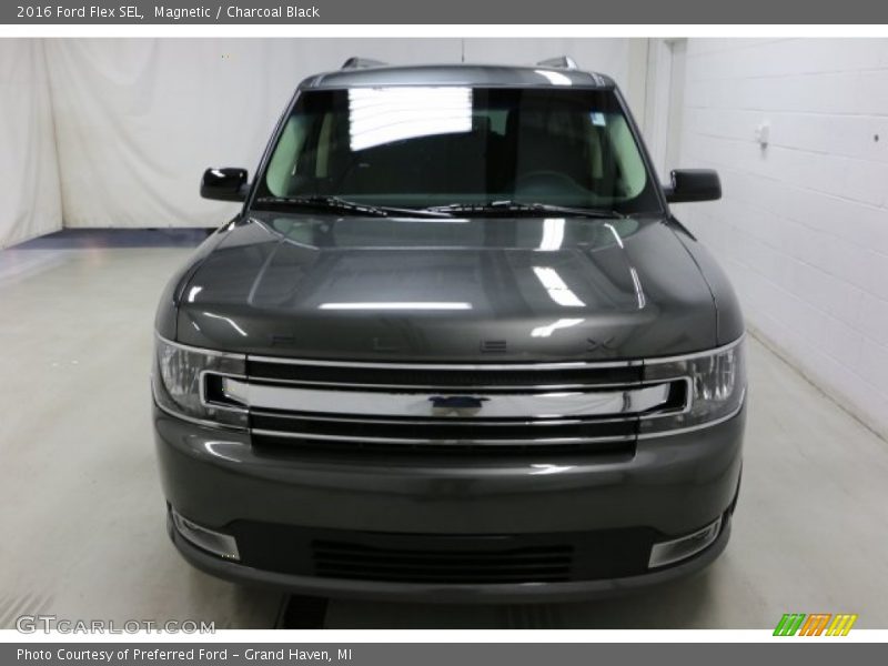 Magnetic / Charcoal Black 2016 Ford Flex SEL