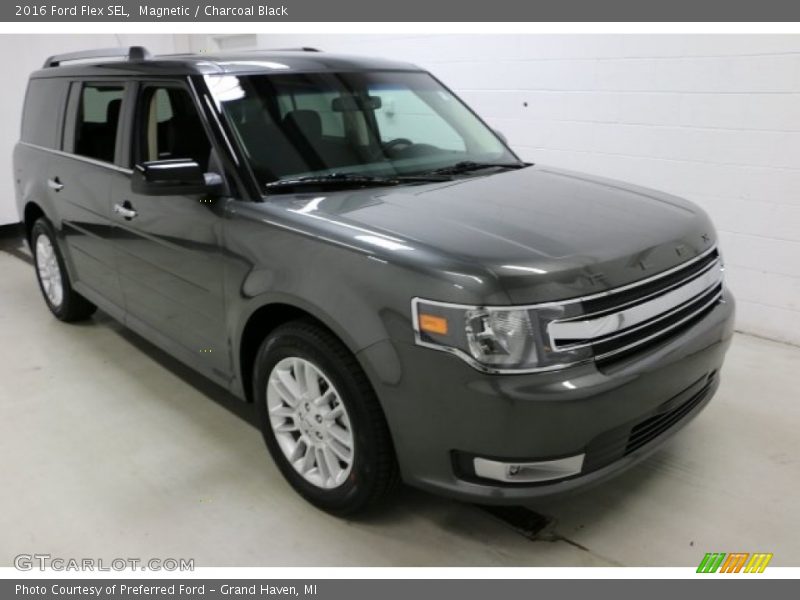 Magnetic / Charcoal Black 2016 Ford Flex SEL