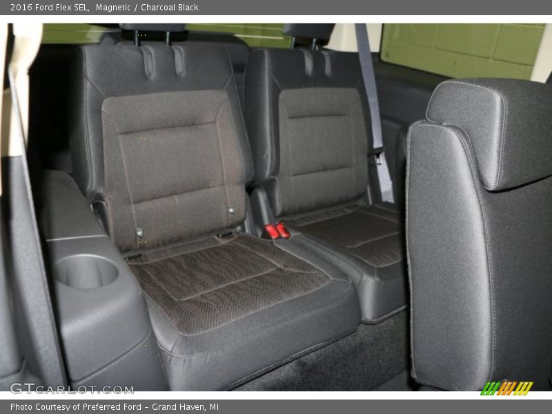 Magnetic / Charcoal Black 2016 Ford Flex SEL