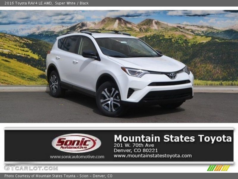 Super White / Black 2016 Toyota RAV4 LE AWD