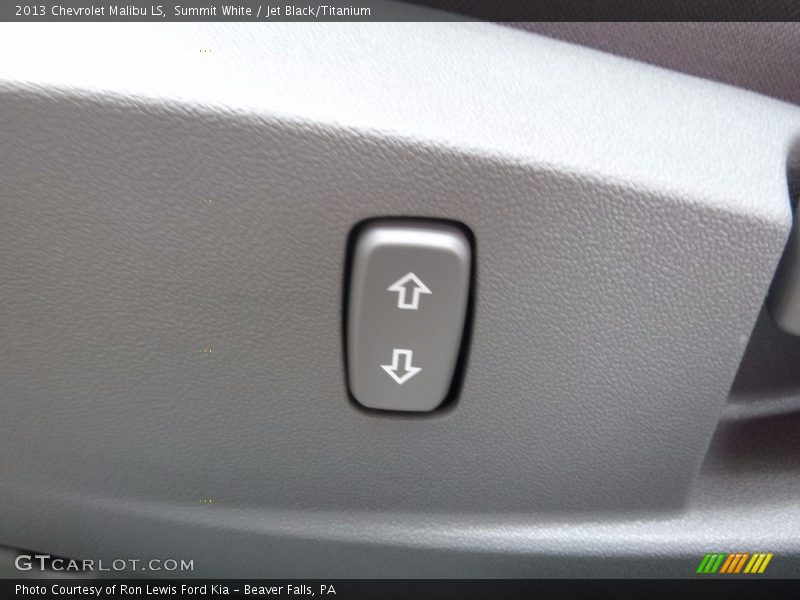 Summit White / Jet Black/Titanium 2013 Chevrolet Malibu LS