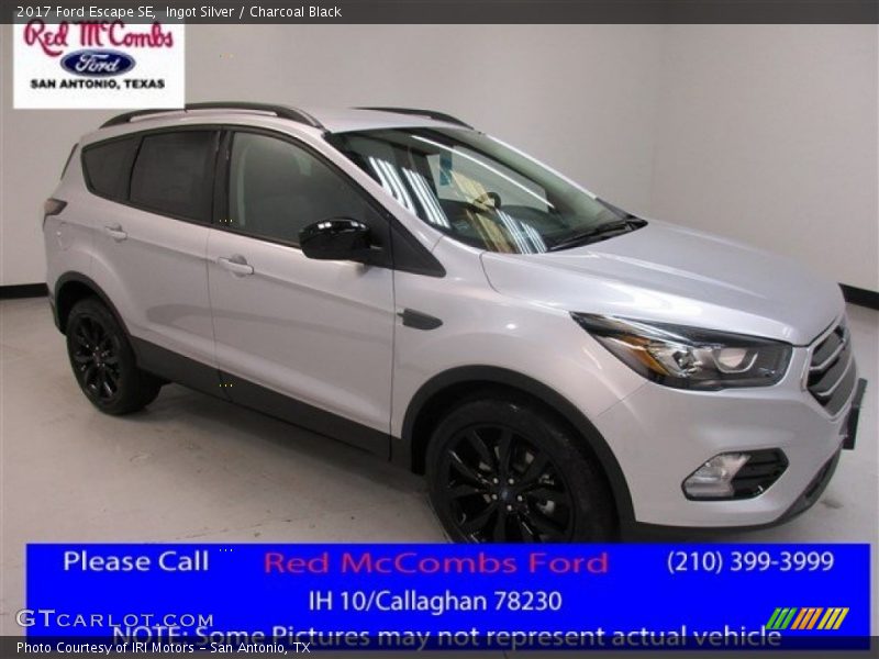 Ingot Silver / Charcoal Black 2017 Ford Escape SE
