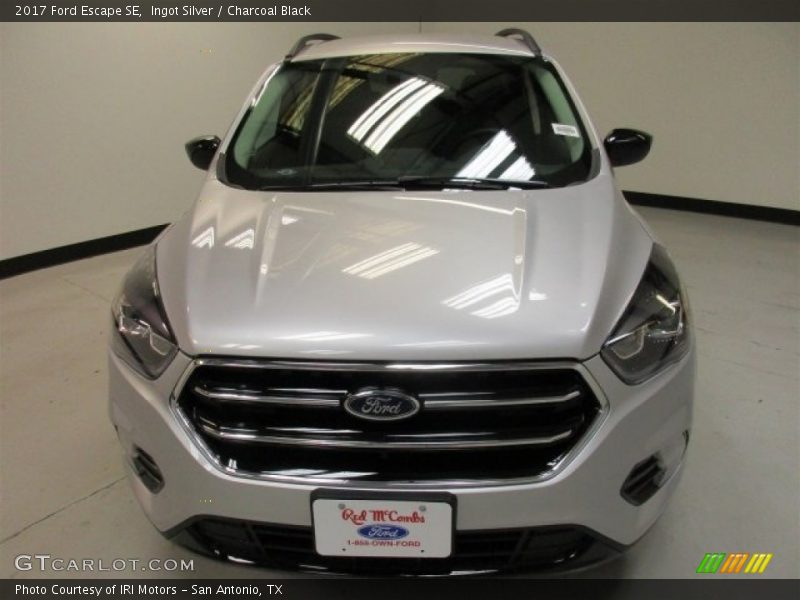 Ingot Silver / Charcoal Black 2017 Ford Escape SE