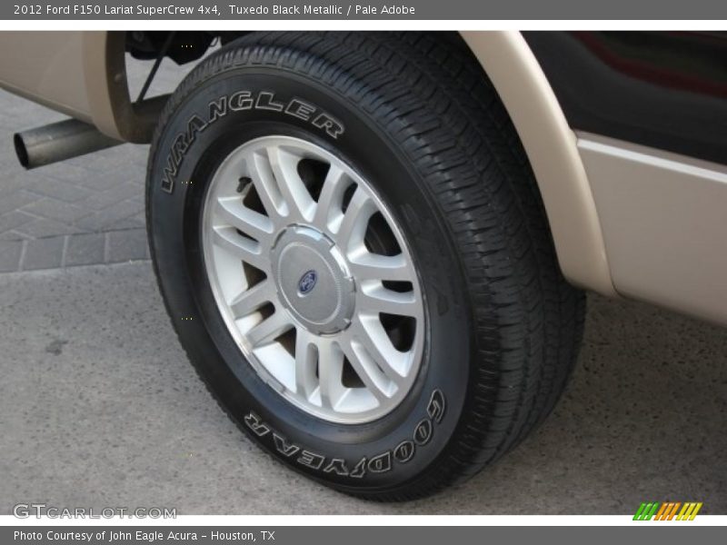 Tuxedo Black Metallic / Pale Adobe 2012 Ford F150 Lariat SuperCrew 4x4