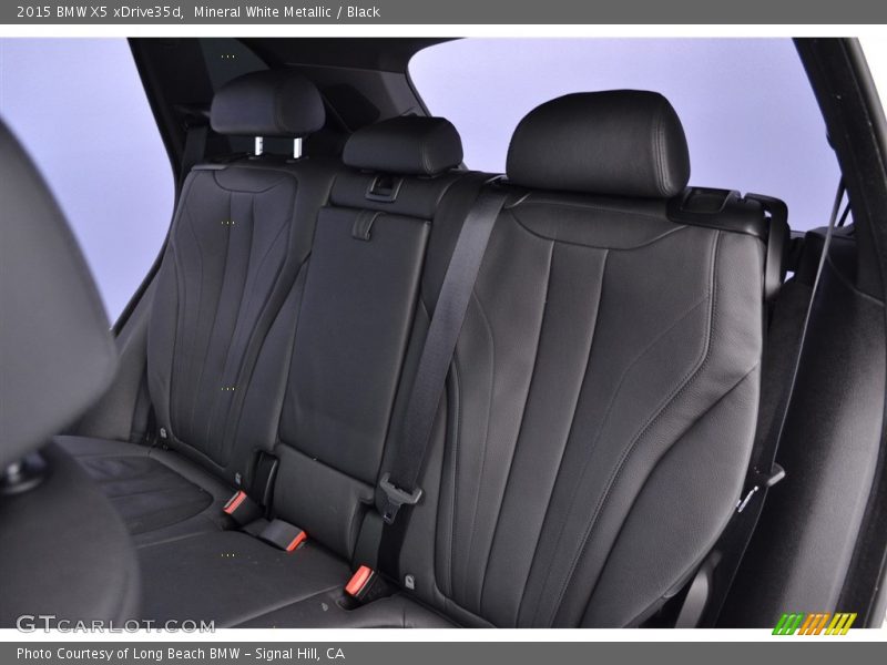 Mineral White Metallic / Black 2015 BMW X5 xDrive35d