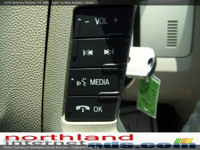 Light Ice Blue Metallic / Stone 2009 Mercury Mariner V6 4WD