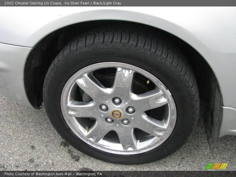 Ice Silver Pearl / Black/Light Gray 2002 Chrysler Sebring LXi Coupe